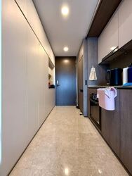 Avenue South Residence (D3), Apartment #561647111